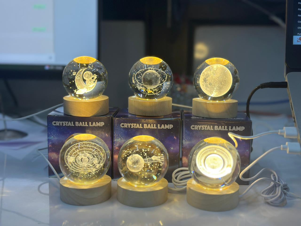 3D Crystal Ball Night Lamp(Mix)(6 cm)