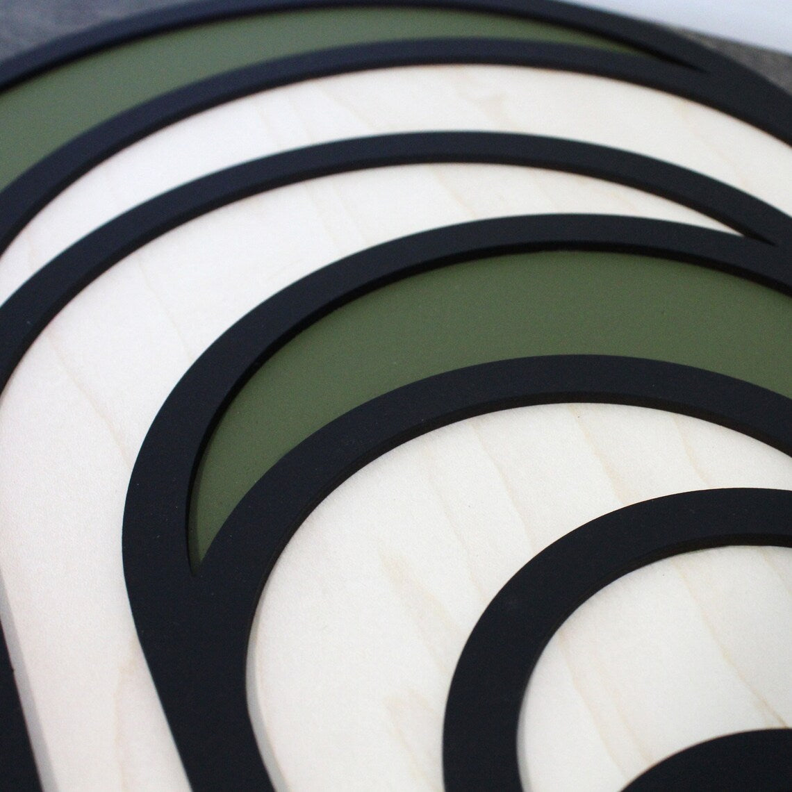 Multicolor Wood Wall Hanging Perfect For Indoor Use