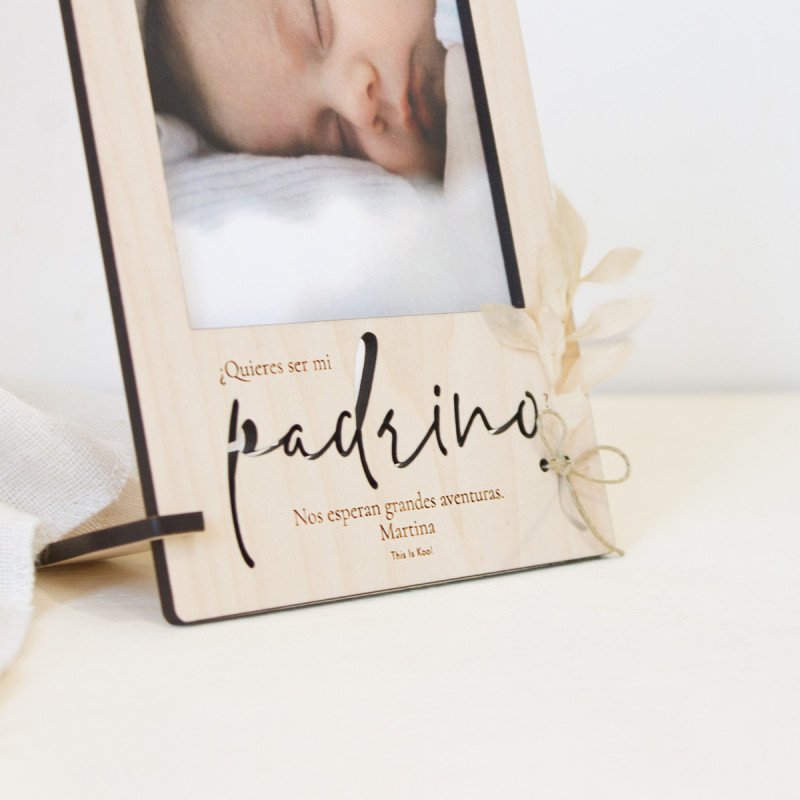 Wooden Versatile Rectangular Magnetic Display Frame