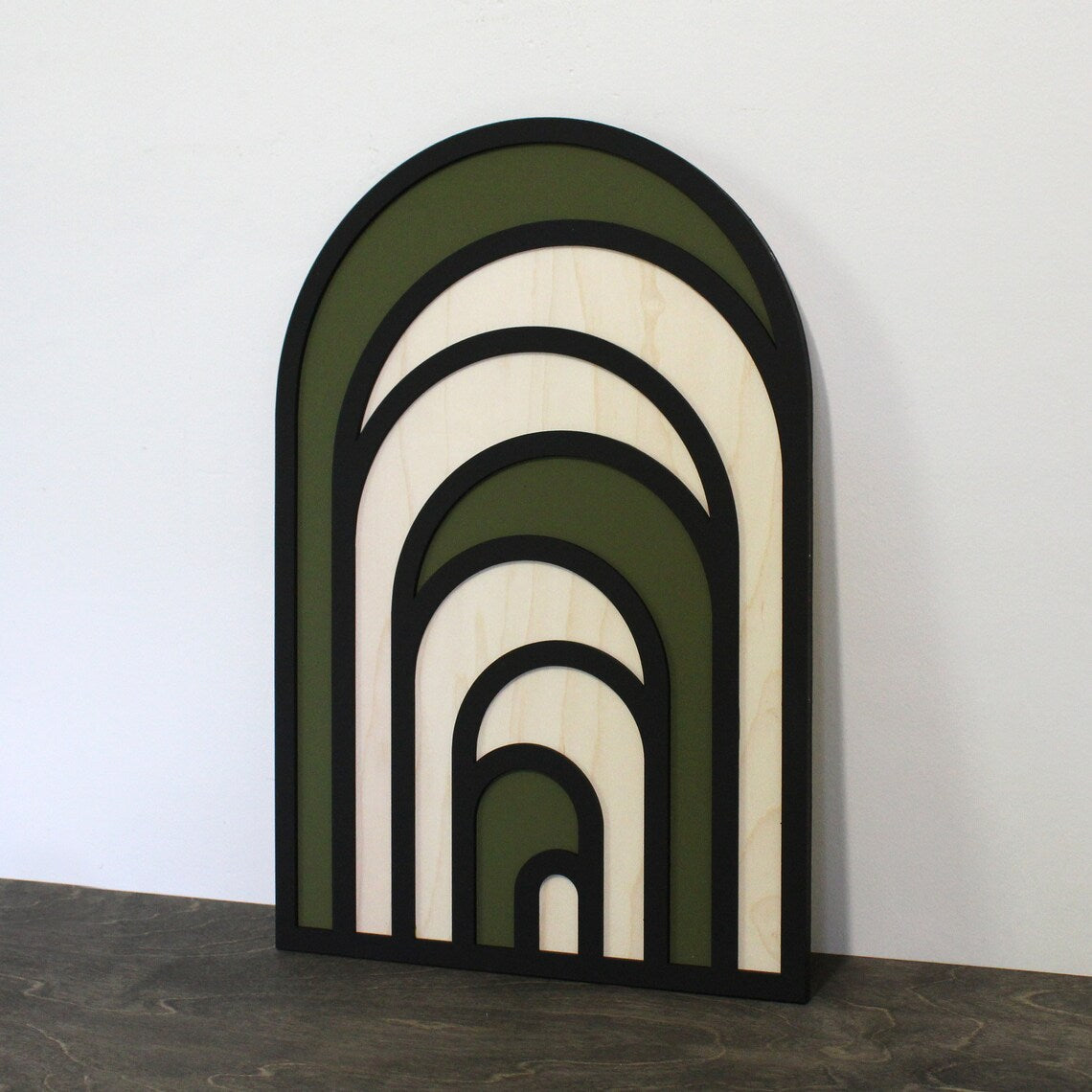 Multicolor Wood Wall Hanging Perfect For Indoor Use
